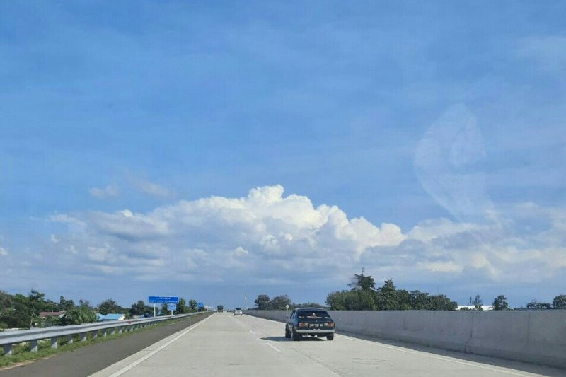 Jalan Tol Trans Sumatera ruas Bakauheni-Terbanggi Besar sepi kendaraan