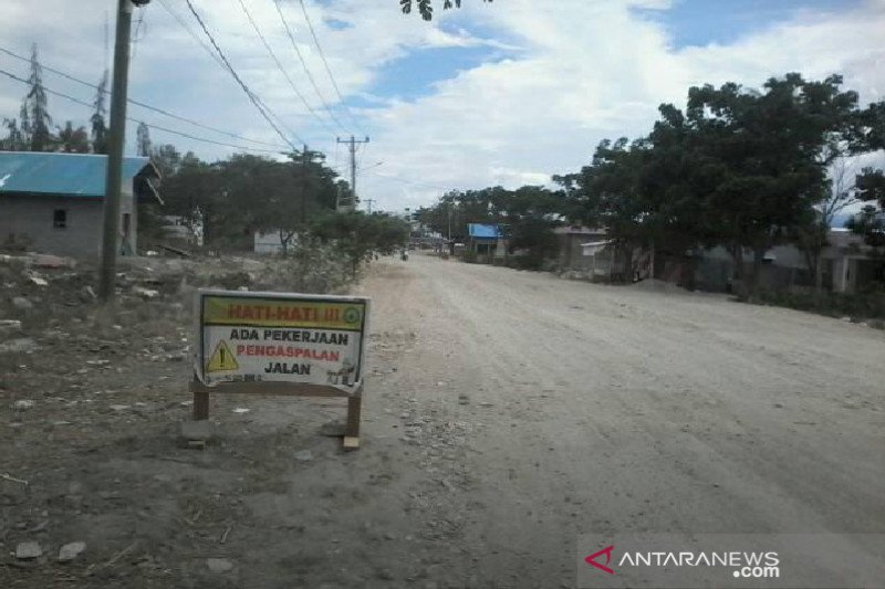Jalan terdampak gempa bumi di Sigi mulai diaspal
