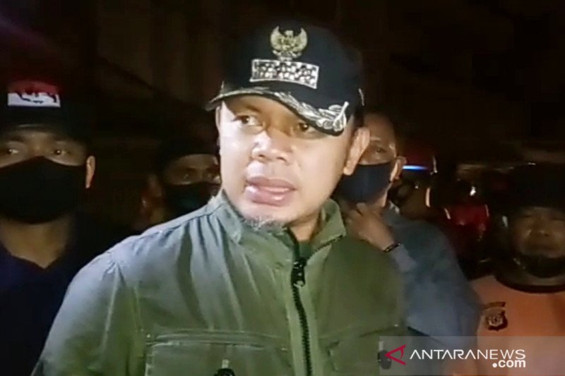 Bima Arya pimpin penanganan kebakaran di Jembatan Merah Bogor