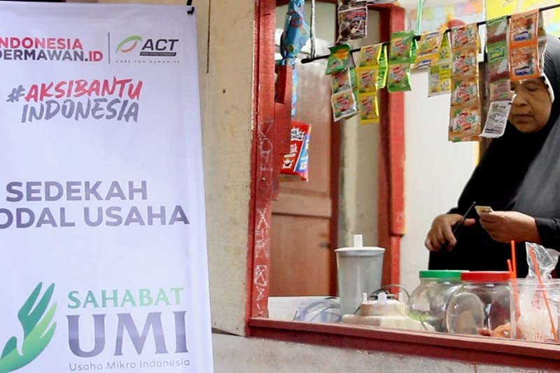 ACT Purwokerto salurkan modal usaha Program Sahabat UMI