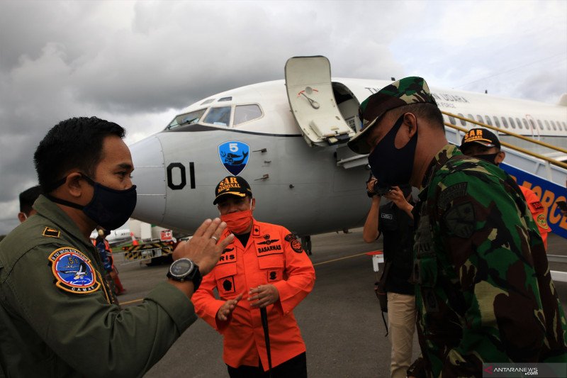 PENCARIAN KORBAN KAPAL TENGGELAM MALUKU DAN WANCI