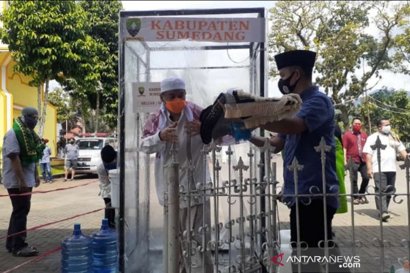 Masjid Agung Sumedang kembali gelar Shalat Jumat berjamaah