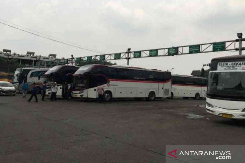 Terminal Bus Bekasi mulai operasikan empat rute AKDP