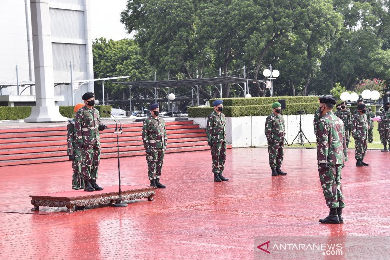 Panglima TNI terima laporan kenaikan pangkat 84 Perwira Tinggi di Mabes Cilangkap