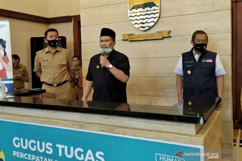 Tiga pasar ditutup di Bandung setelah empat orang positif COVID-19