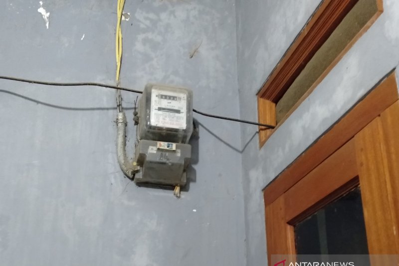PLN Karawang terima 96 pelanggan komplain tagihan listrik