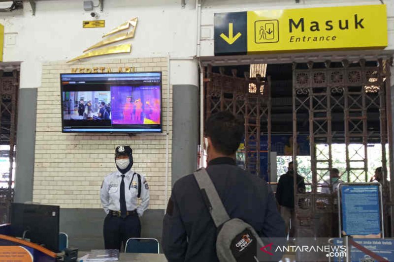 KA Ranggajati angkut 16 penumpang penuhi syarat protokol kesehatan