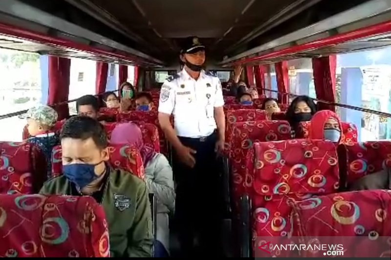 Dishub Garut perketat aturan normal baru di terminal bus