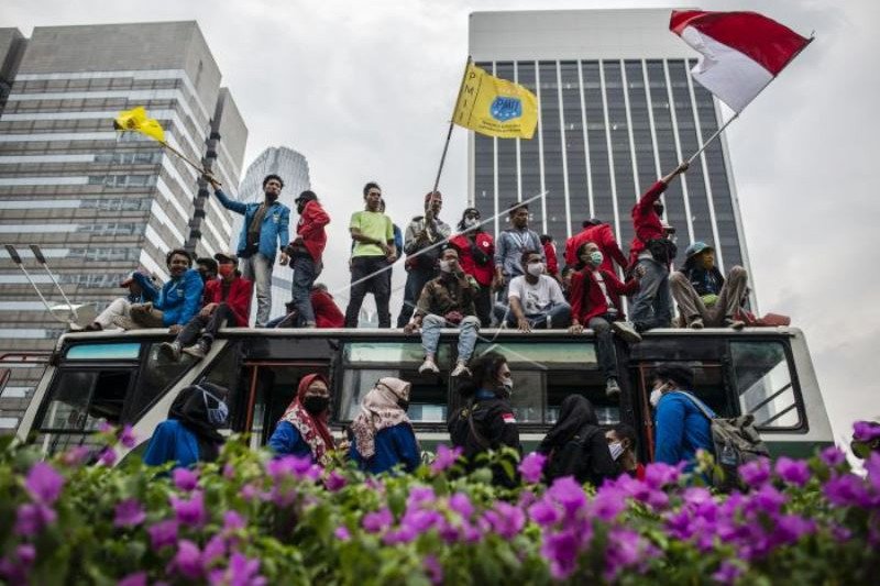 Aksi Gerakan Mahasiswa Jakarta Bersatu