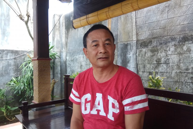 Gede Dana anak petani yang terjun ke dunia politik