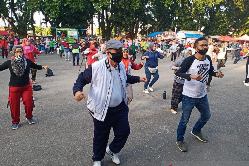 Wagub: berolahraga teratur dapat tingkatkan imun tubuh lawan COVID-19