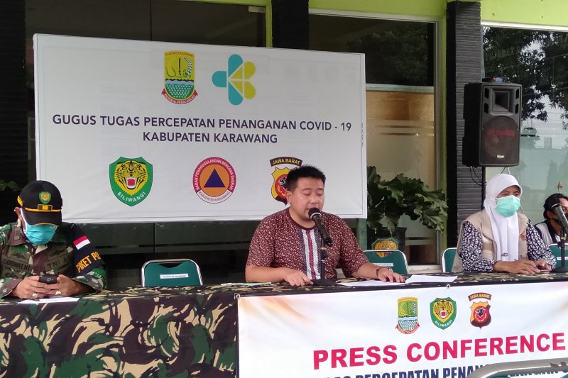 Gugus Tugas Karawang pastikan mal yang beroperasi patuhi protokol kesehatan