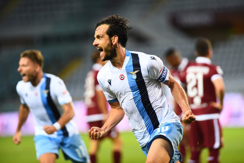 Lazio kembali berbalik menang untuk tundukkan Torino 2-1