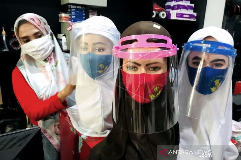 PENJUALAN MASKER KHUSUS PELAJAR