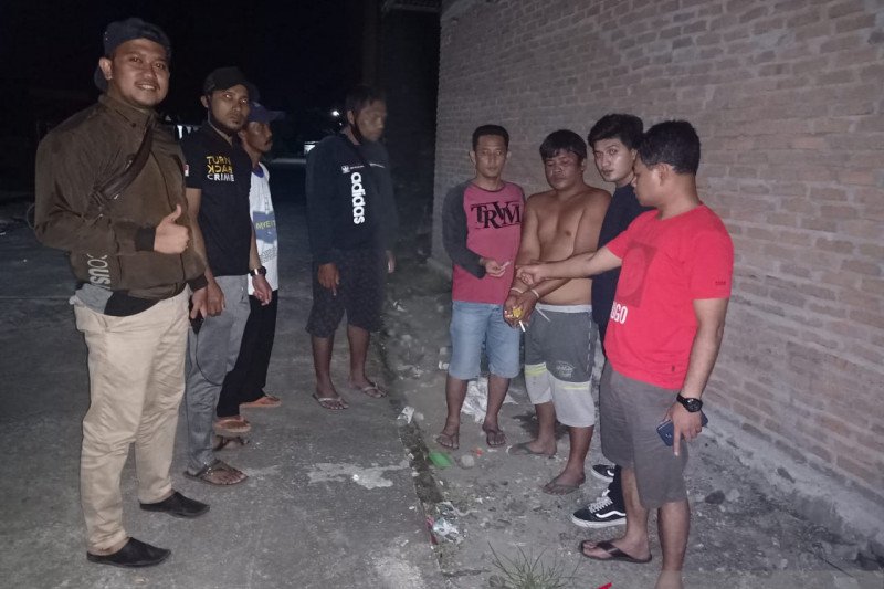 Lagi menunggu pembeli, tersangka pengedar sabu ditangkap Satreskrimnarkoba Polres Pasaman Barat
