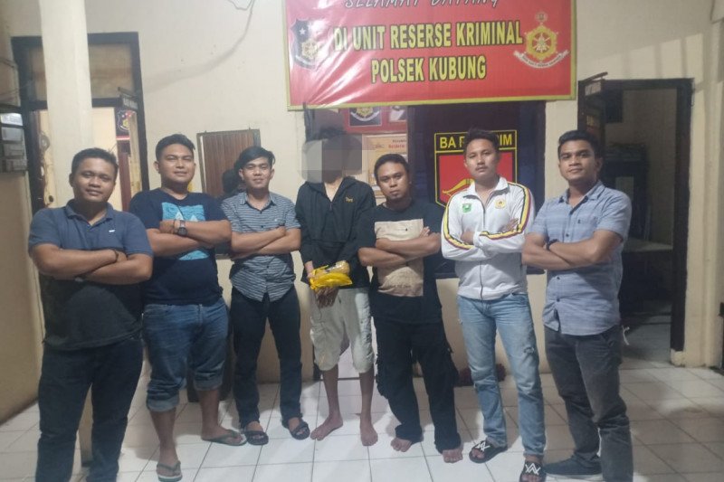 Polres Solok Arosuka tangkap seorang pemuda saat akan bertransaksi narkoba