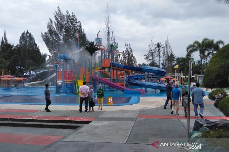 Objek wisata air Cipanas Garut dibuka untuk umum