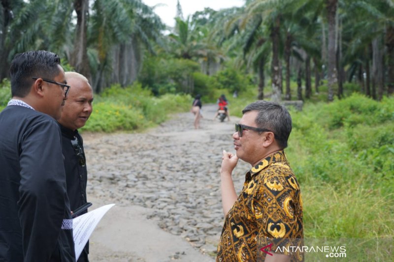 Pemkab Garut lanjutkan pembangunan jalan yang tertunda karena COVID-19