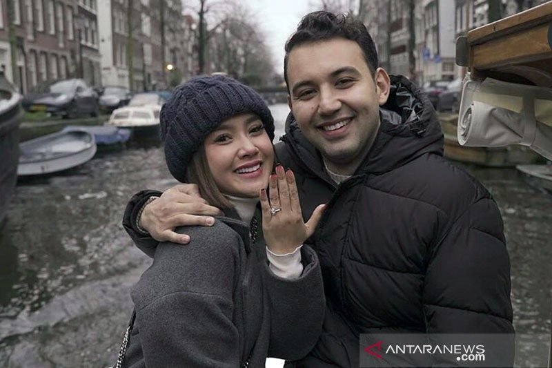 Kemarin Cita Citata Batal Menikah Hingga Mantan Goo Hara Dipenjara Antara News Kemarin Cita Citata Batal Menikah Hingga Mantan Goo Hara Dipenjara Antara News