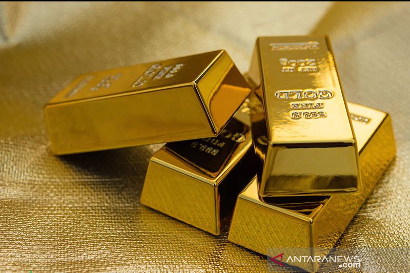 Harga emas jatuh lagi, terseret penguatan dolar dan harapan ekonomi bangkit