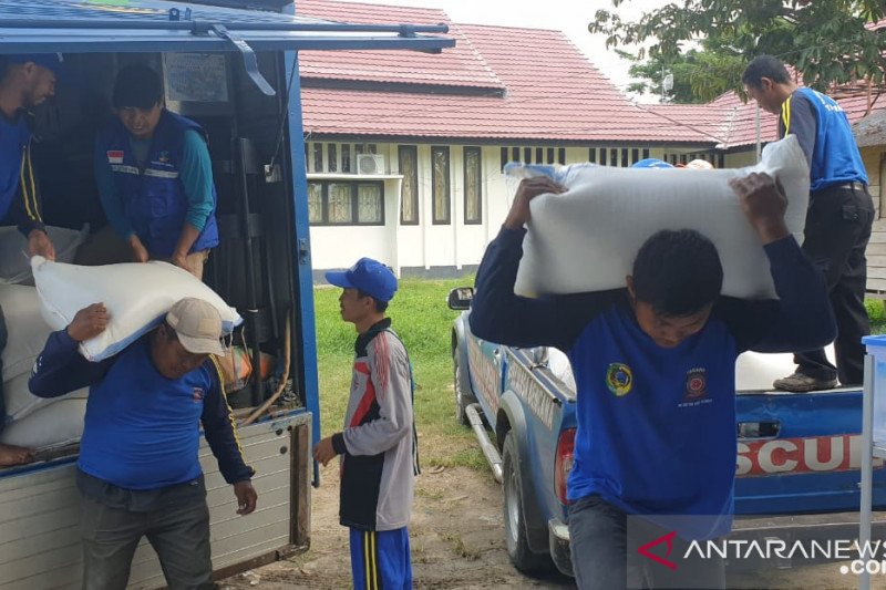 Pemda salurkan 13 ton beras untuk ODP dan PDP corona di Parigi Moutong