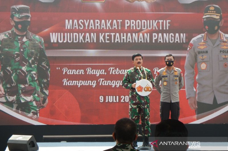Panglima TNI dan Kapolri resmikan 7.024 Kampung Tangguh seluruh Indonesia