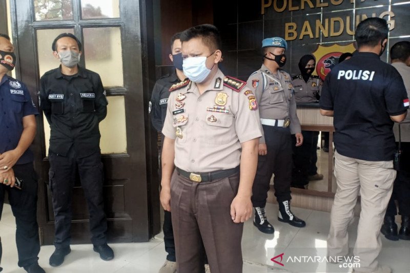 Polrestabes Bandung ringkus polisi gadungan berpangkat Kombes