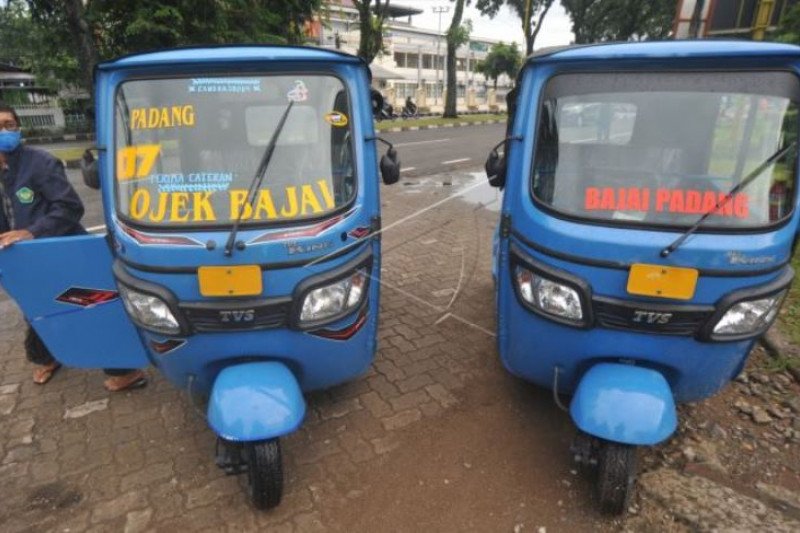 OPERASIONAL BAJAJ DI PADANG