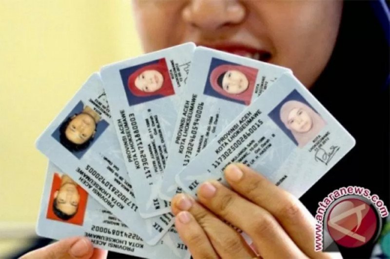 Dukcapil Palembang prioritaskan KTP-e usia 17 tahun, kini telah terima 20.000 blanko