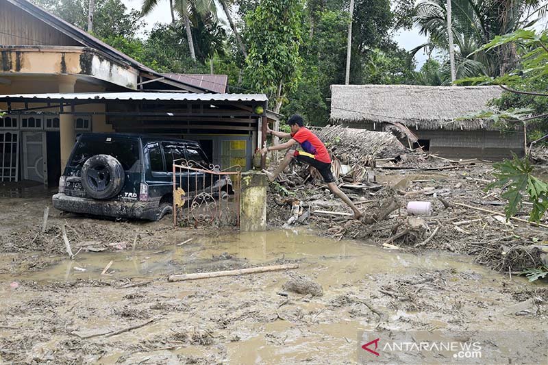 Banjir bandang Luwu Utara