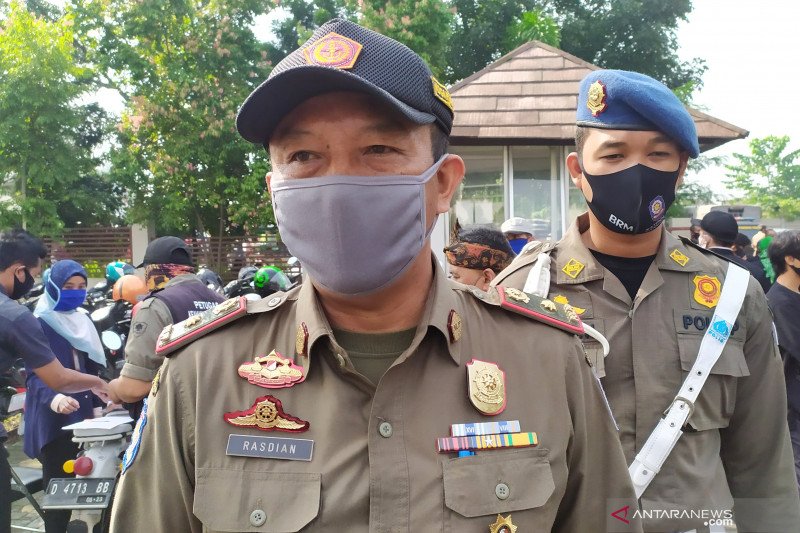 Satpol PP Kota Bandung tunggu regulasi denda warga tidak pakai masker