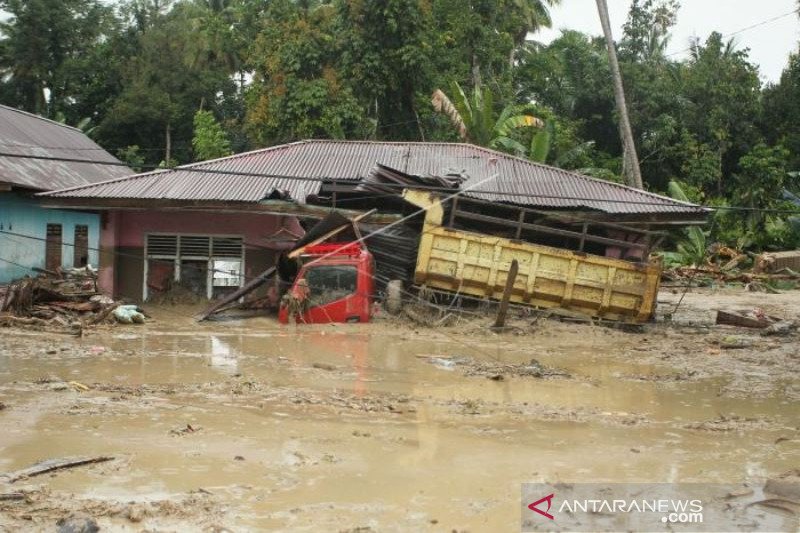 BANJIR BANDANG LUWU UTARA