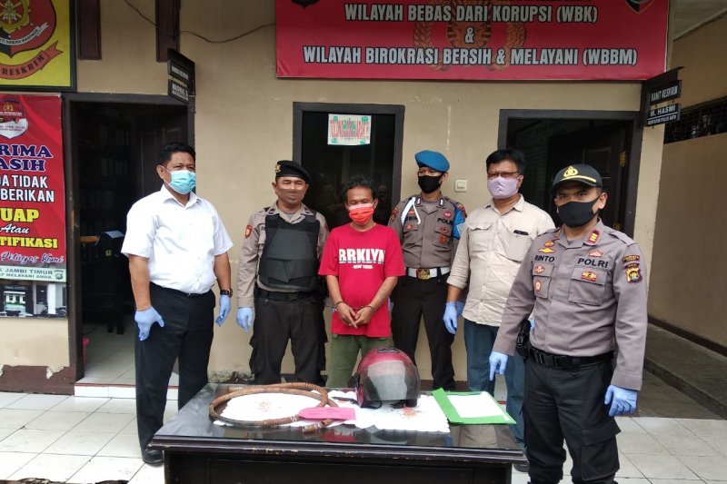 Seorang pemuda gadaikan HP teman untuk beli narkoba