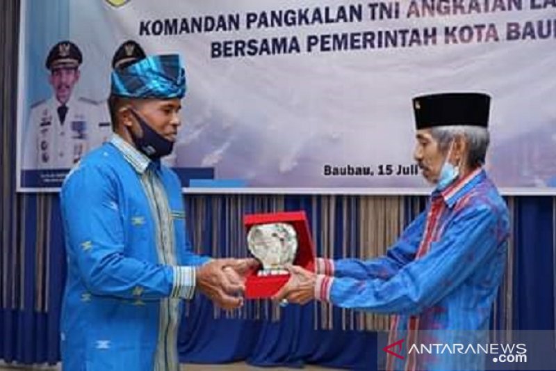 Wali Kota berharap status Pos TNI Angkatan Laut Baubau ditingkatkan