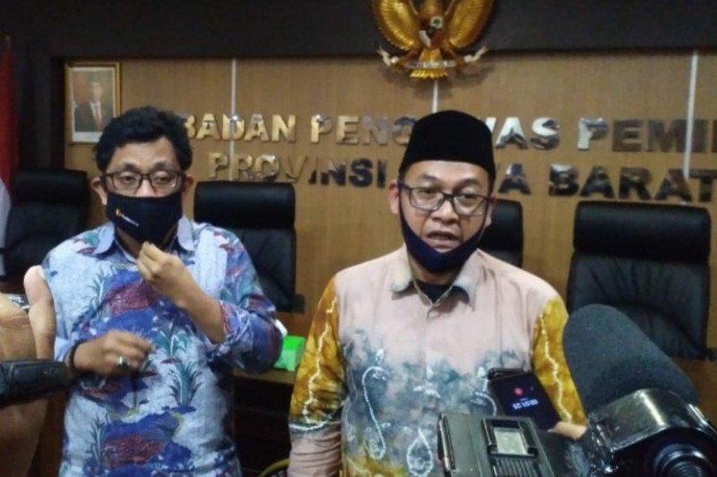 Bawaslu Jabar temukan tujuh ribu orang meninggal dukung calon independen