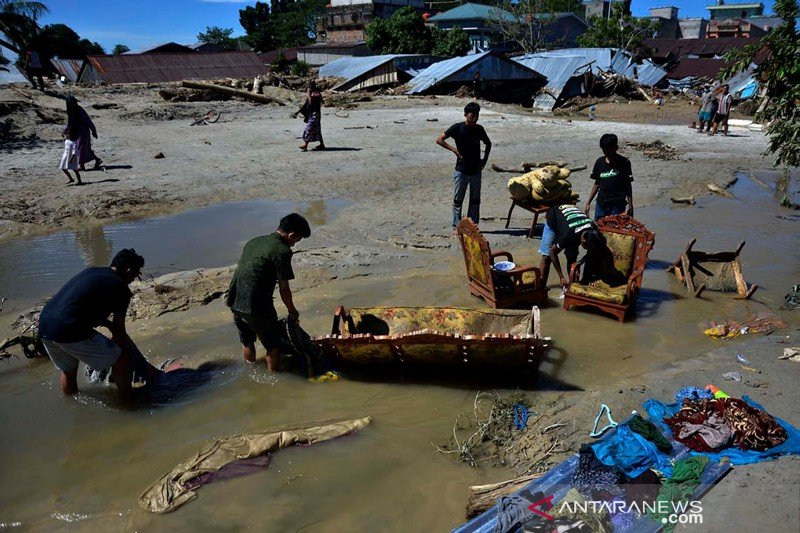 Korban banjir bandang Masamba