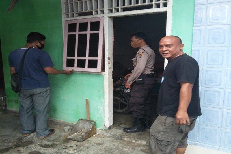Celengan dan 7 gram emas milik pedagang di Lotim diembat maling