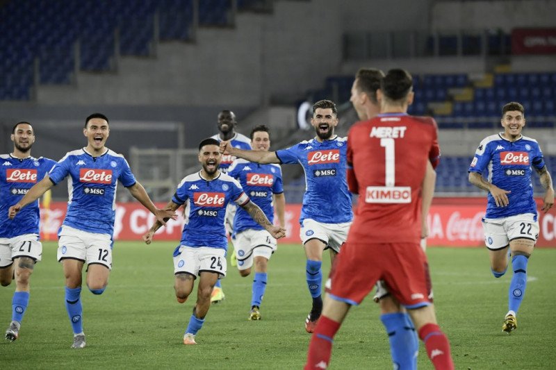 Napoli tundukkan Udinese, angkat ke peringkat enam