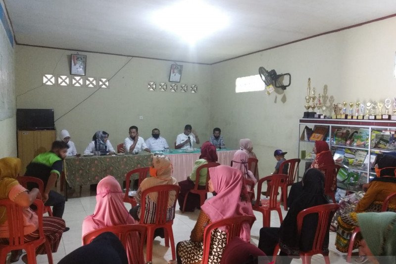 Pemkab bina pelaku usaha di Kampung Tangguh Nusantara Nagari Batu Hampar Selatan