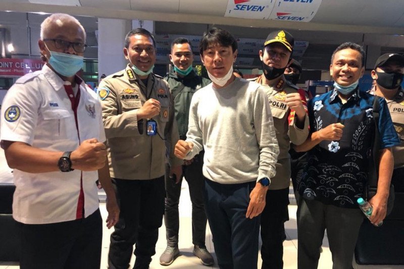 Shin Tae-yong tiba di Jakarta, PSSI senang