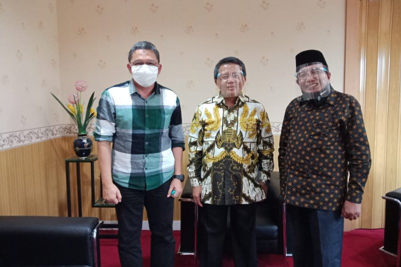 PKS resmi usung pasangan Isdianto-Suryani di Pilkada Kepri