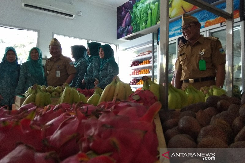 Bupati Garut imbau hotel beli produk UMKM