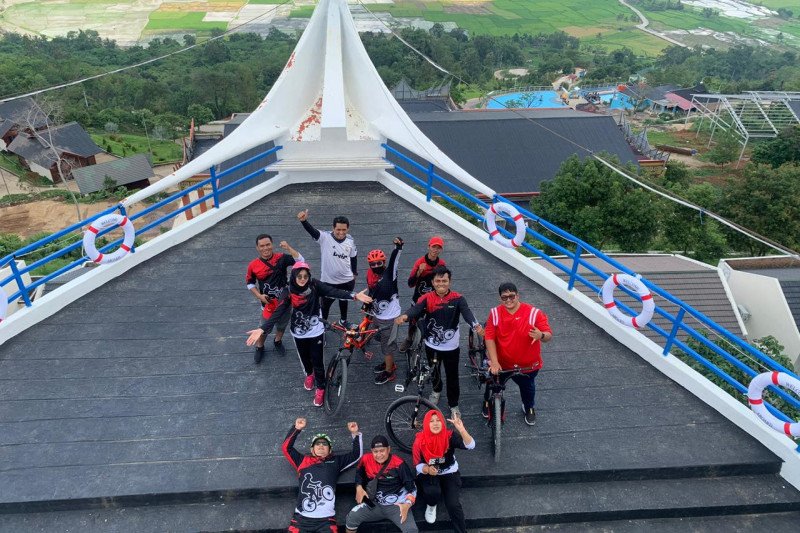 Kunjungan wisata ke Bukik Chinangkiek masih rendah saat normal baru