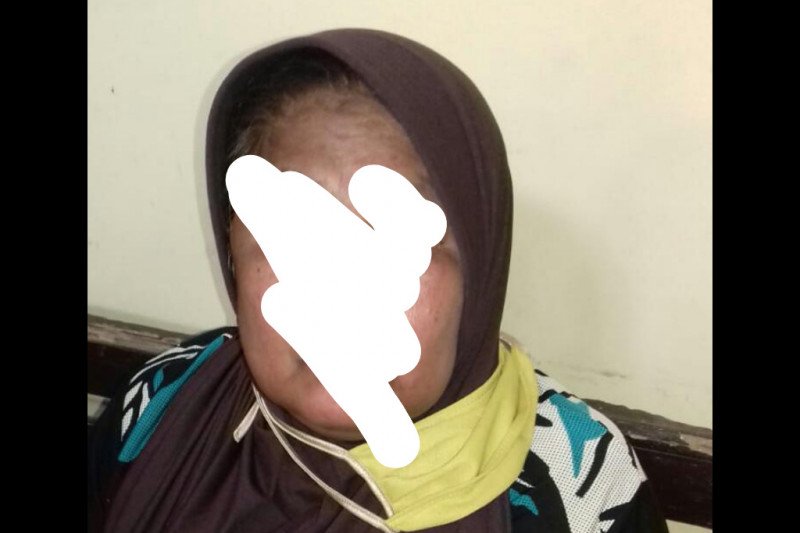 Diduga mencopet, nenek ini diamankan polisi