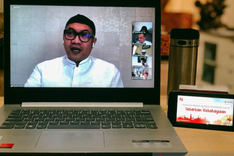 Telkomsel salurkan hewan kurban kepada 43.000 penerima manfaat