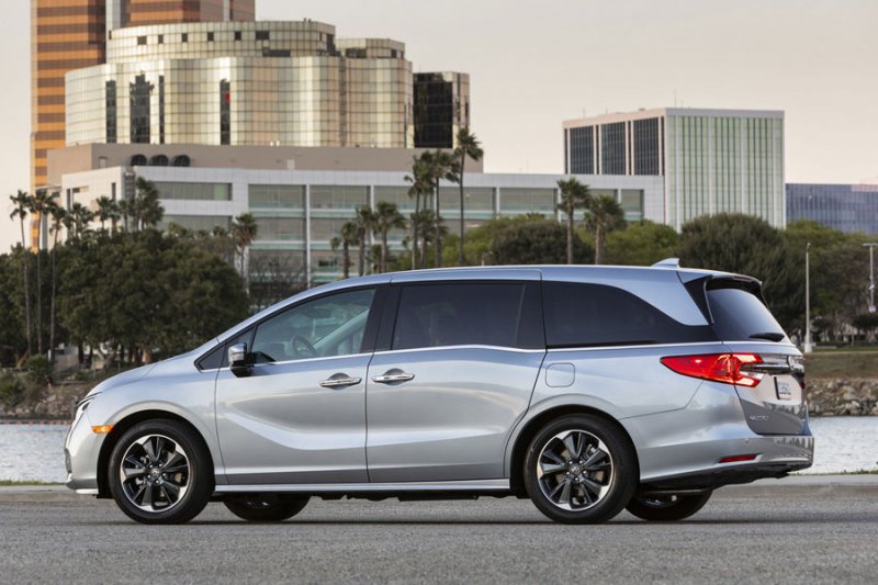 honda-segarkan-odyssey-dengan-kenyamanan-di-kabin