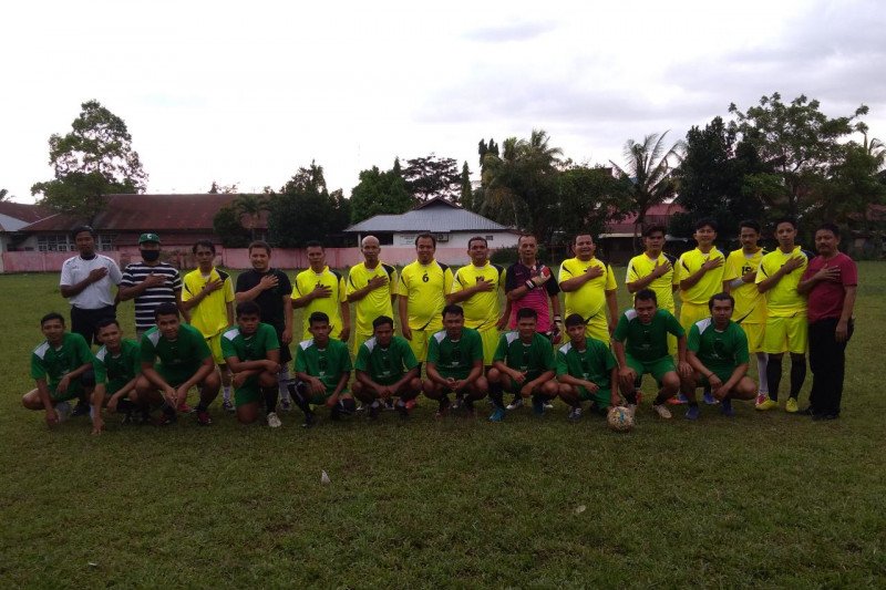 Kesebelasan PWI Sumbar gelar latihan perdana saat normal baru