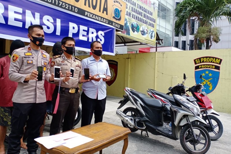 Spesialis pencuri HP di rumah kos Pekanbaru ditangkap melalui aplikasi