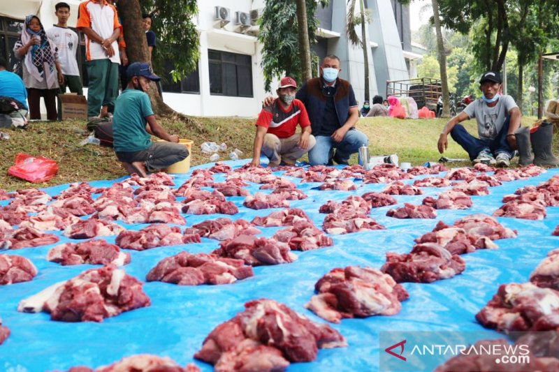 IKIAD Kabupaten Bogor ikut penyembelihan hewan kurban