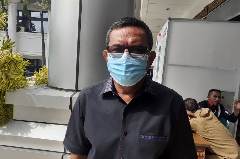 Legislator minta KPU Sumbar pastikan petugasnya yang bertemu warga menggunakan APD lengkap
